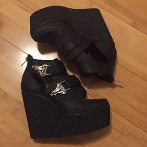 Creeper wedges